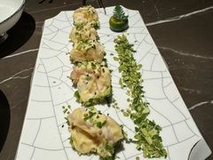 -海派悦庭·海胆烧麦·新融合菜(凯德广场店)