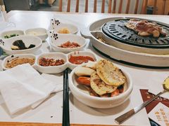 -玄希浪漫厨房·韩料烤肉(湖滨银泰in77店)