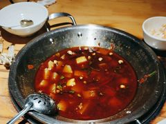 -大众跷脚牛肉馆·非遗传承单位(峨眉山店)
