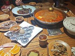 -亮欢寨酸汤鱼(沙冲路店)
