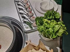 -粤小煲鲜汤猪肚鸡(丹尼斯二天地店)