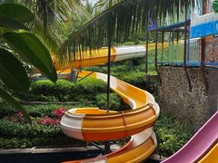 -三亚湾海居铂尔曼度假酒店