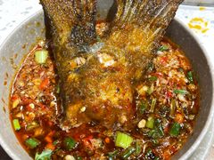 -肖肖酸萝卜鱼火锅(总店)