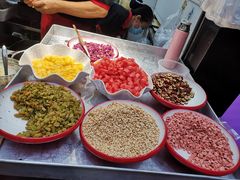 -八一路好吃街(雨田商务大厦店)