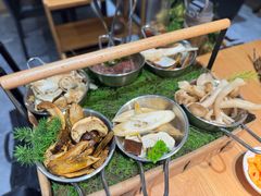 -一朵菌·野生菌探索家火锅(南亚店)
