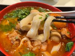 -胖东来生活广场(健康路店)