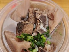-燕子煨汤(山海关路店)