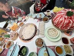 -洪氏嗨捞·猪肚鸡火锅(阳光天地店)