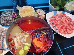 -唯爱KTV聚会餐厅(仙林东城汇店)