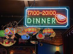 门面-Famous肥猫墨西哥音乐餐吧(五棵松华熙LIVE店)