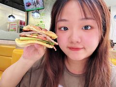 -万利港式茶餐厅