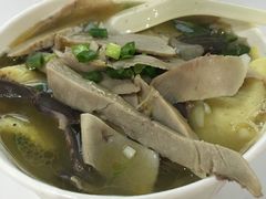 八鲜老鸭粉丝汤-孔师傅八仙老鸭粉丝汤(上海市第一食品商店南东店)