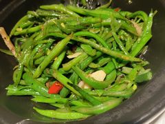 砂锅扁豆丝-雲蜀龙阁·金牌水煮鱼(方庄店)