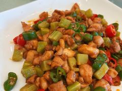 -亢龙太子酒轩(东湖店)