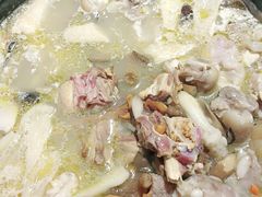 -野菌皇海景野生菌火锅(滨海大道店)
