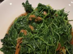 -吴越荣记苏州菜·松鼠桂鱼100%活鱼现做(斜塘老街店)