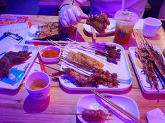 -郝木屋·烧烤(桥头店)