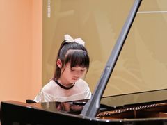 -柏斯音乐艺术中心·钢琴·吉他(上音店)