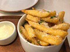 -阿妮叶李(光谷世界城店)