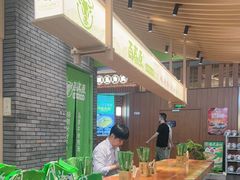 -百春原湖南牛肉粉(百联世纪店)
