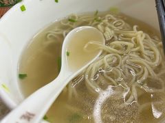 -陇上全荟兰州传统牛肉面(延吉路店)