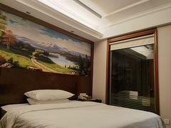 -维也纳酒店(广州京溪南方医院同和地铁站店)