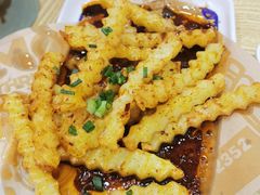 -魔都三兄弟酸辣粉·蘸卤炸串(虹桥万科店)