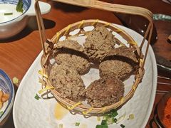 -包整·丝娃娃(一览甲秀楼风景店)