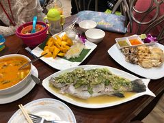 -Dang restaurant (patong phuket)