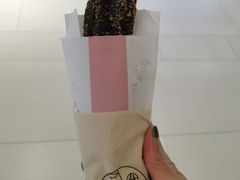 香草黑金滋-芙気泡芙