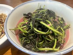 -廖师傅大蒜炒腊肉(袁家岭店)