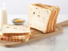 -红宝石·鲜奶小方·海派西点房(丰庄店)