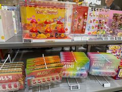 -泡泡玛特POPMART(蓝色港湾店)