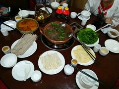 牦牛肉火锅-银同牦牛肉火锅