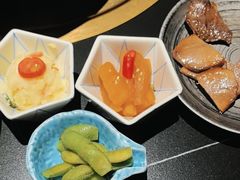 -山川小町·极番烧肉(新地假日广场店)