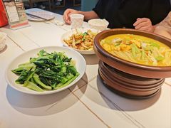 -阿瓦山寨·湘菜现炒·剁椒鱼头王(咸阳总店)