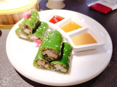 艾草脆皮肠-蝴蝶里·粤菜·点心(滨江龙湖店)