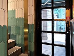 -顶特勒粥面馆(淮海路店)