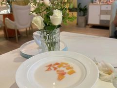 -燕庭·纯燕窝·甜品下午茶(南京西路店)