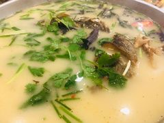 -岩泊渡桂鱼楼活鱼馆