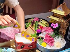 -山川小町·极番烧肉(新地假日广场店)