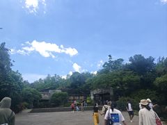 -湖光岩风景区