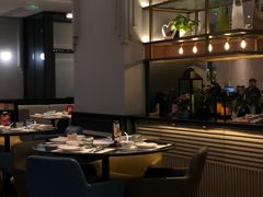 -港丽餐厅(高德置地店)