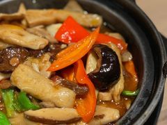 杂菌一品煲-缘生态云南菜·野生菌庭院餐厅(华侨城店)