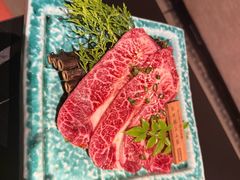 -山川小町·极番烧肉(新地假日广场店)