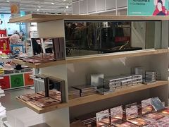 -优衣库(上海虹口龙之梦店)