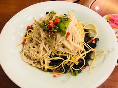 -青瓦餐厅·生鱼片·韩园烤肉(西塔店)