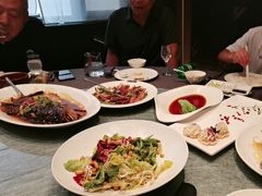 -凤凰园烤鸭店·唐山菜·传承花椒肉(老唐丰路店)