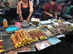 -拉威海鲜市场