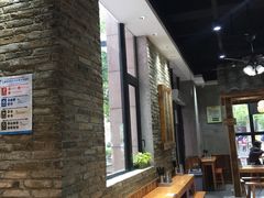 露天位-弄堂咪道-饭香·面香·馄饨香(兴梅店)